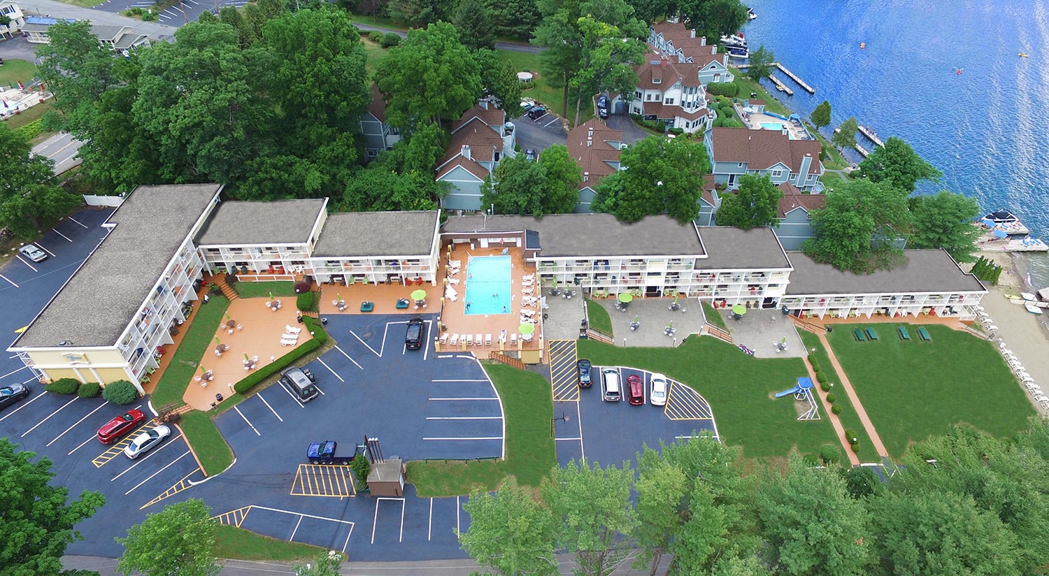 Lake Resort with Pool & Private Beach Lakefront Terrace Resort